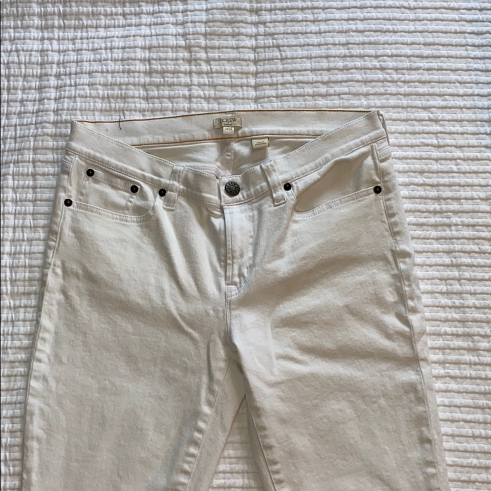 Jcrew, white jeans.